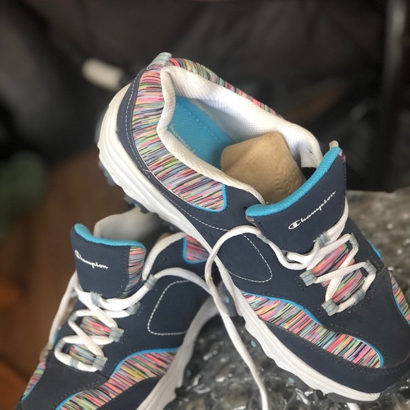 Women’s champion sneakers - Picture 3 of 5